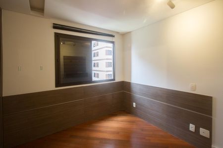 Apartamento à venda com 210m², 3 quartos e 2 vagasSuíte 3