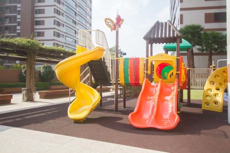 Apartamento à venda com 210m², 3 quartos e 2 vagasPlayground