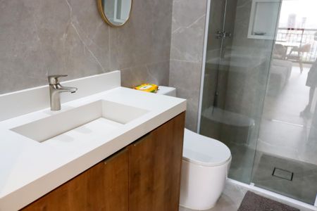 Apartamento à venda com 83m², 2 quartos e 2 vagasBanheiro