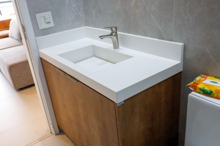 Apartamento à venda com 83m², 2 quartos e 2 vagasBanheiro 