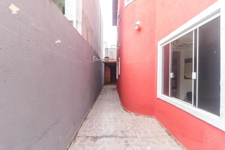 Casa de condomínio para alugar com 149m², 4 quartos e 3 vagas Casa de condomínio para alugar com 149m², 4 quartos e 3 vagasCorredor Lateral
