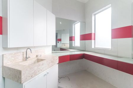 Casa de condomínio para alugar com 149m², 4 quartos e 3 vagas Casa de condomínio para alugar com 149m², 4 quartos e 3 vagasBanheiro da Suíte