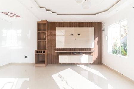 Casa de condomínio para alugar com 149m², 4 quartos e 3 vagas Casa de condomínio para alugar com 149m², 4 quartos e 3 vagasSala