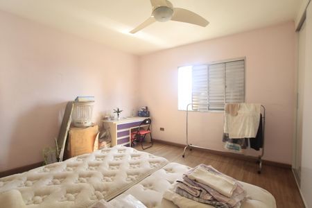 Casa à venda com 200m², 3 quartos e 2 vagasQuarto 1