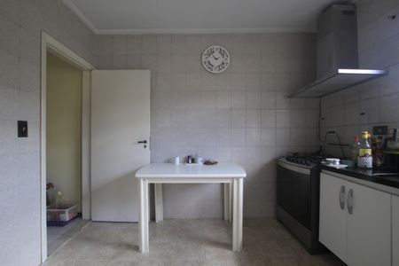 Casa à venda com 200m², 3 quartos e 2 vagasCozinha