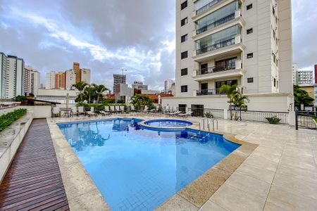 Apartamento à venda com 120m², 3 quartos e 2 vagasÁrea comum - Piscina