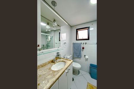 Apartamento à venda com 120m², 3 quartos e 2 vagasBanheiro da Suíte