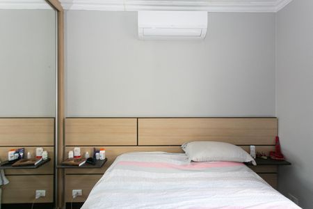 Casa à venda com 112m², 3 quartos e 2 vagasQuarto 2