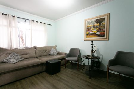 Casa à venda com 112m², 3 quartos e 2 vagasSala