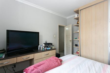 Casa à venda com 112m², 3 quartos e 2 vagasQuarto 2