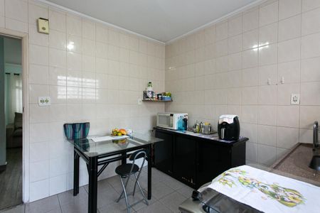 Casa à venda com 112m², 3 quartos e 2 vagasCozinha