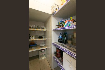 Casa à venda com 112m², 3 quartos e 2 vagasCozinha - Despensa