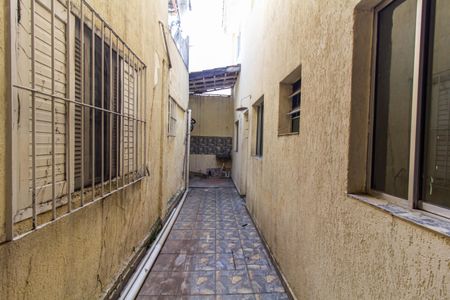 Casa à venda com 40m², 1 quarto e sem vagaCorredor