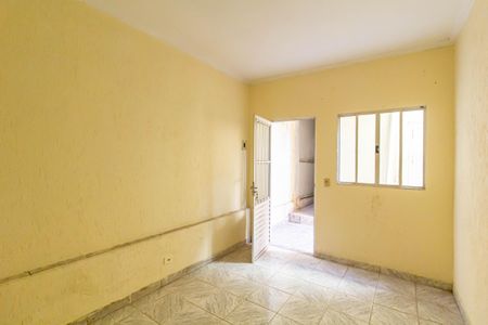 Casa à venda com 40m², 1 quarto e sem vagaSala