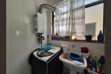 Casa de condomínio à venda com 170m², 3 quartos e 2 vagasÁrea de Serviço