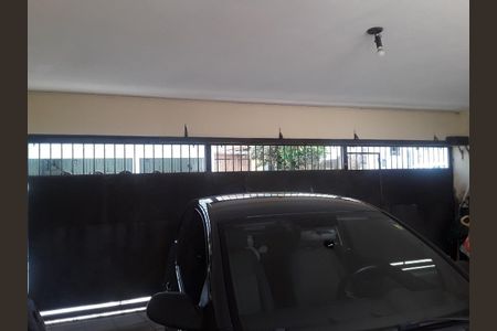 Casa à venda com 203m², 3 quartos e 3 vagasFoto 02