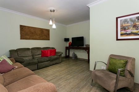 Casa à venda com 110m², 4 quartos e 2 vagasSala