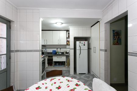 Casa à venda com 110m², 4 quartos e 2 vagasCozinha