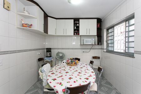 Casa à venda com 110m², 4 quartos e 2 vagasCozinha