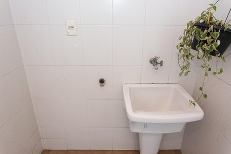 Casa à venda com 110m², 4 quartos e 2 vagasÁrea de Serviço
