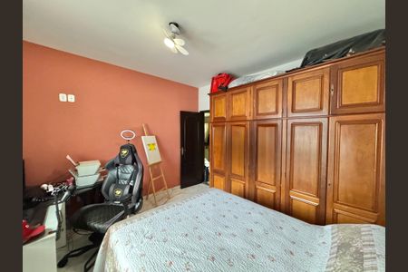 Casa de condomínio para alugar com 300m², 4 quartos e 3 vagasSuíte