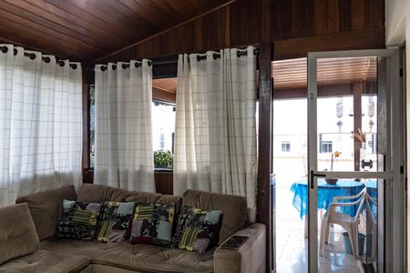 Apartamento à venda com 149m², 3 quartos e 2 vagas Apartamento à venda com 149m², 3 quartos e 2 vagasÁrea de Serviço