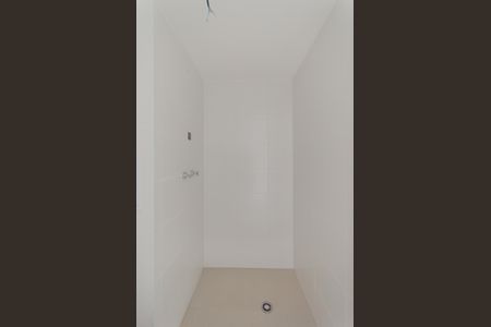 Banheiro de kitnet/studio à venda com 1 quarto, 24m² em Vila Mariana, São Paulo