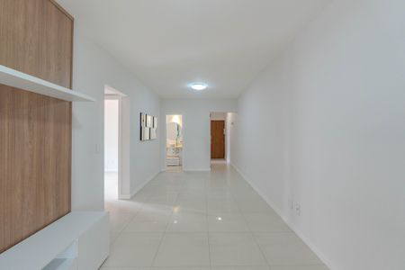 Apartamento para alugar com 72m², 2 quartos e 2 vagasSala