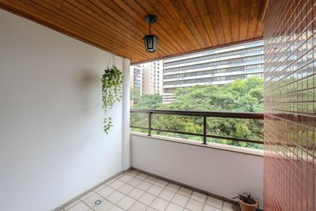 Apartamento para alugar com 72m², 2 quartos e 2 vagasSacada