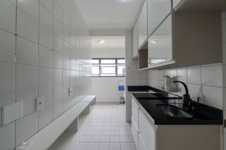 Apartamento para alugar com 72m², 2 quartos e 2 vagasCozinha 