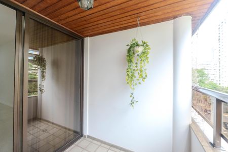 Apartamento para alugar com 72m², 2 quartos e 2 vagasSacada