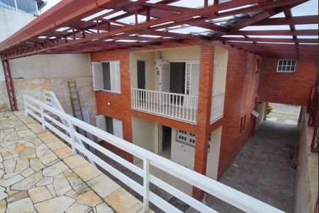 Casa à venda com 288m², 4 quartos e 3 vagasFundos