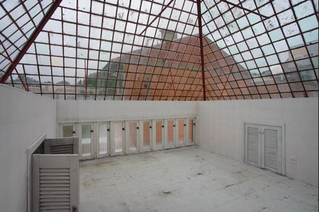 Casa à venda com 288m², 4 quartos e 3 vagasTerceiro Andar - Sótão