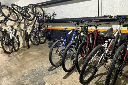 Apartamento à venda com 79m², 2 quartos e 1 vagaÁrea Comum - Bicicletário