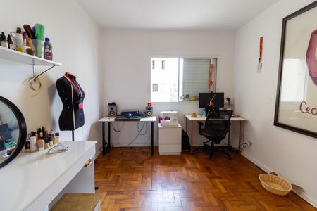 Apartamento à venda com 79m², 2 quartos e 1 vagaQuarto 2