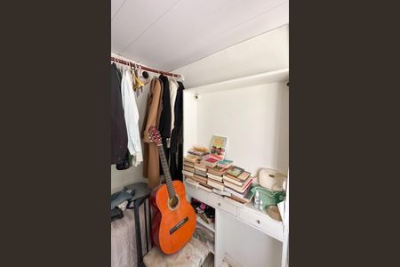 Casa à venda com 350m², 5 quartos e 1 vaga Casa à venda com 350m², 5 quartos e 1 vagaQuarto 2