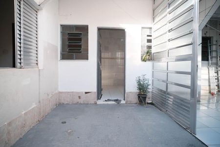 Casa para alugar com 75m², 1 quarto e sem vagaQuintal