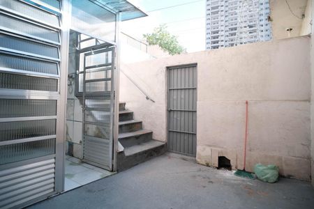 Casa para alugar com 75m², 1 quarto e sem vagaQuintal