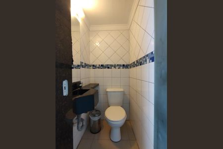 Casa à venda com 330m², 3 quartos e 5 vagasLavabo da Área Gourmet