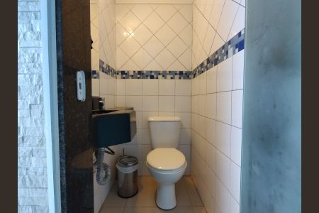 Casa à venda com 330m², 3 quartos e 5 vagasLavabo da Área Gourmet