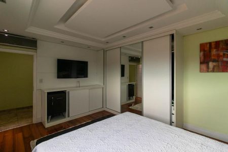 Casa à venda com 330m², 3 quartos e 5 vagasQuarto Suíte