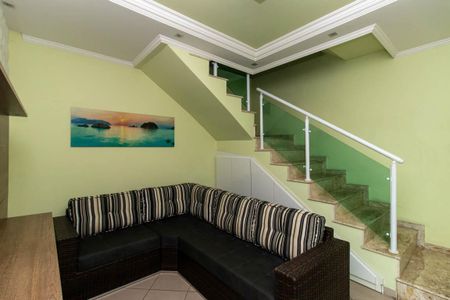 Casa à venda com 330m², 3 quartos e 5 vagasSala de TV