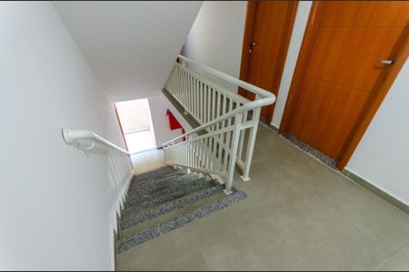 Apartamento para alugar com 115m², 2 quartos e 1 vagaEscada
