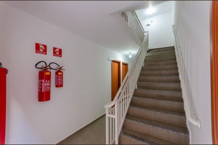Apartamento para alugar com 115m², 2 quartos e 1 vagaEscada