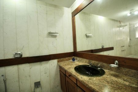 Casa para alugar com 800m², 6 quartos e 6 vagasBanheiro  Suíte 2