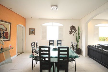 Casa para alugar com 800m², 6 quartos e 6 vagasSala de Jantar