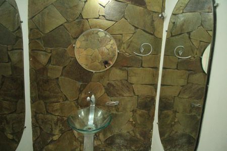 Casa para alugar com 800m², 6 quartos e 6 vagasLavabo