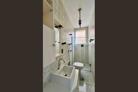 Apartamento à venda com 49m², 1 quarto e 1 vagaBanheiro