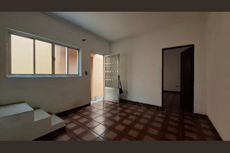 Casa à venda com 116m², 2 quartos e 4 vagasSala