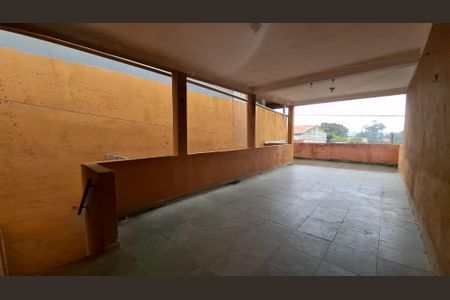 Casa à venda com 116m², 2 quartos e 4 vagasVaranda